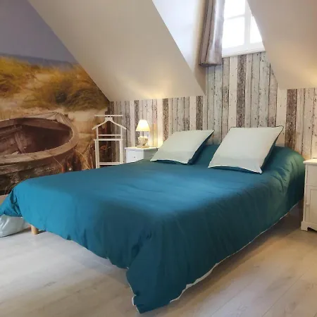 Le Bonheur Des Plumes Bed & Breakfast *