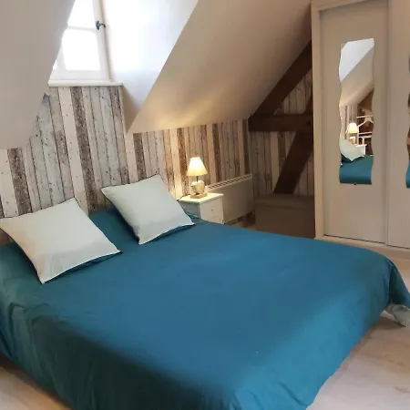 Le Bonheur Des Plumes Bed & Breakfast