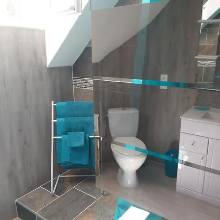 Bed & Breakfast Le Bonheur Des Plumes Montmartin-en-Graignes