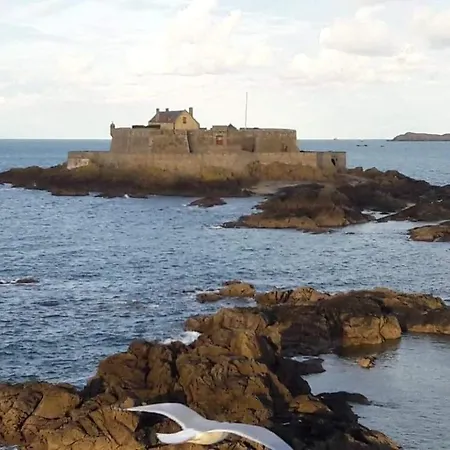 Le Bonheur Des Plumes Nocleg ze śniadaniem Montmartin-en-Graignes