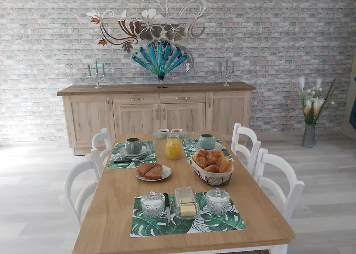 Le Bonheur Des Plumes Montmartin-en-Graignes