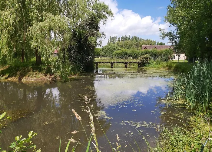 Bed & Breakfast Le Bonheur Des Plumes Montmartin-en-Graignes